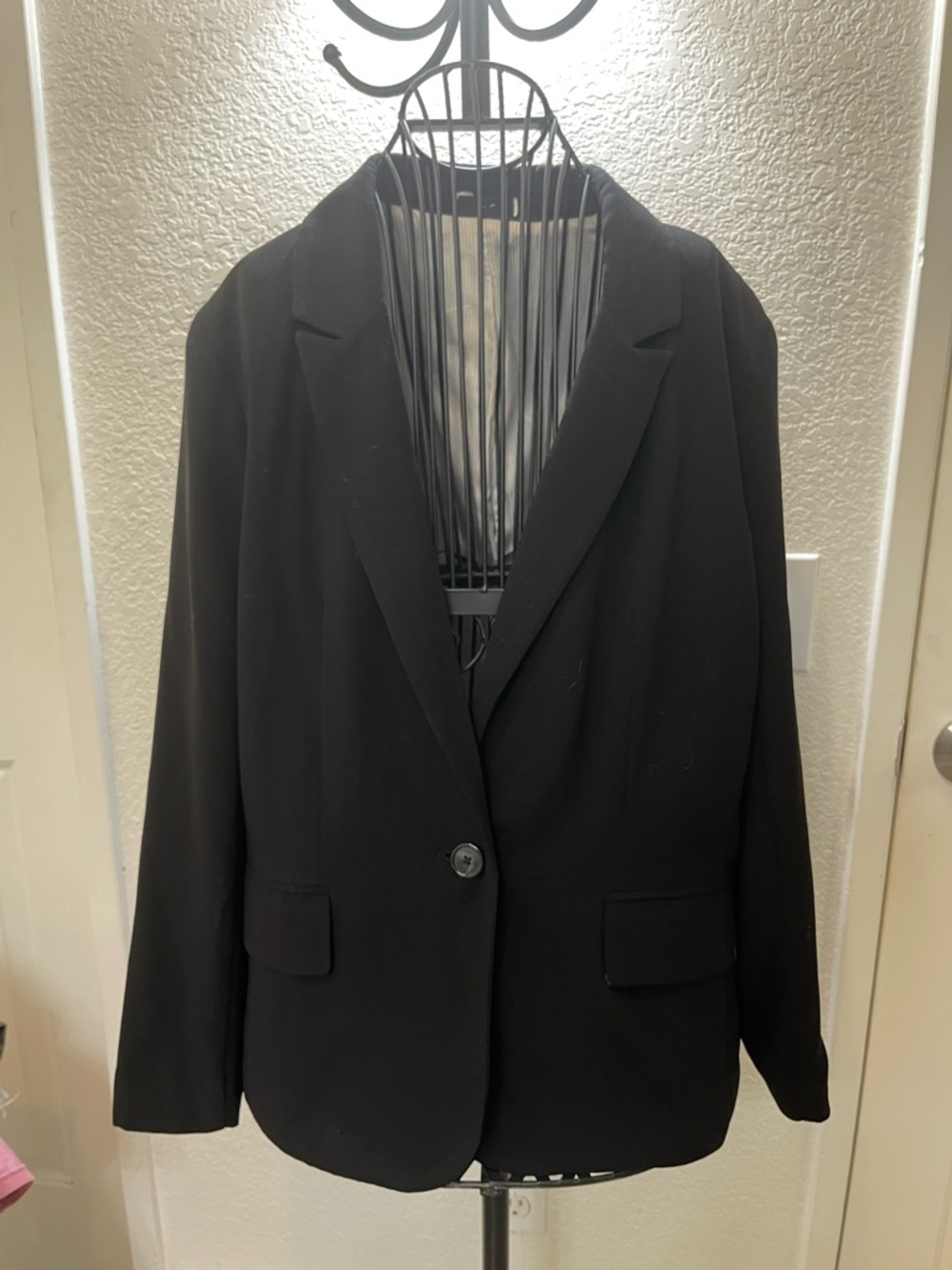 a.n.a Black Single-Button Women's Blazer